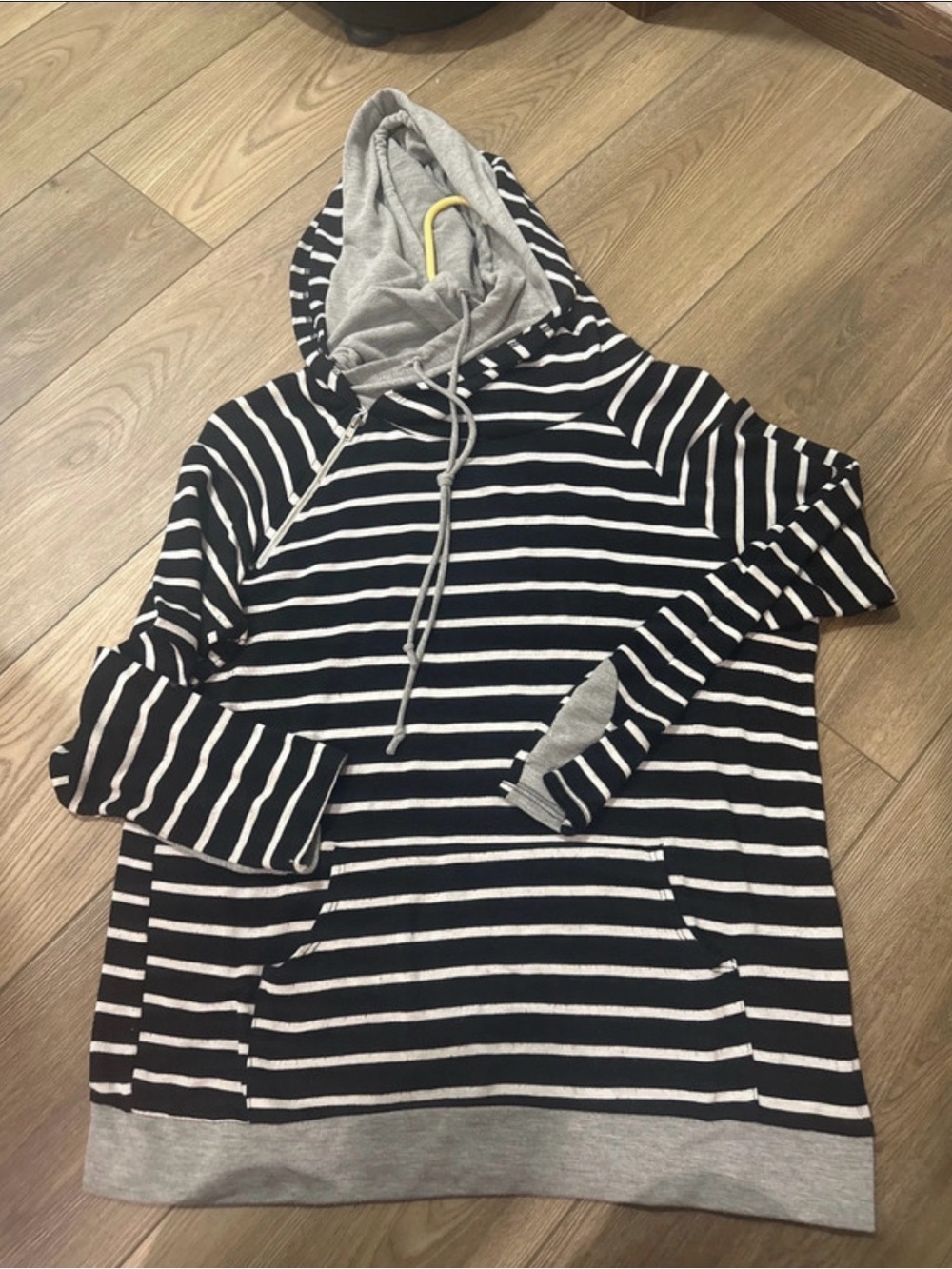 7th Ray Black and White Striped Long Sleeve Hoodie